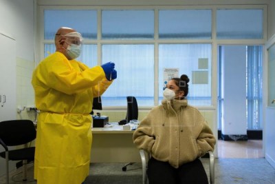 España supera el millón de casos de Covid-19