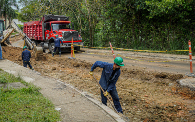 Platica para arreglar las vías en Bucaramanga