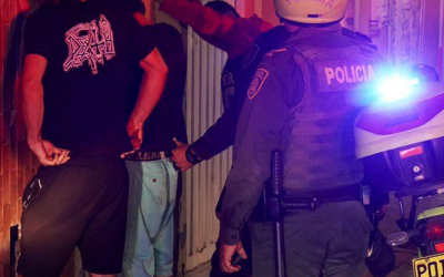 Se ‘calentó’ la noche a disparos en el Área