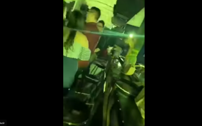 Escándalo: Su rumba en vídeo los sacó de la Alcaldía