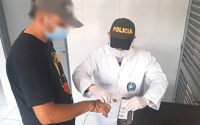 Habría aprovechado su embriaguez para abusarla