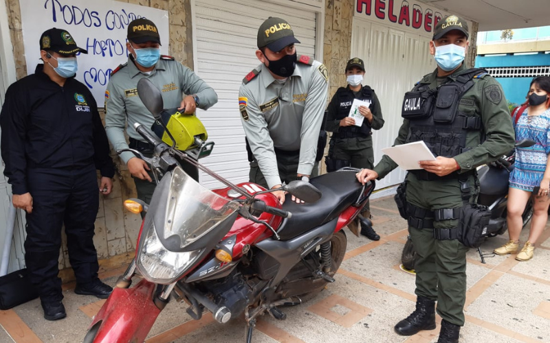 ¡No dé papaya con su motocicleta!