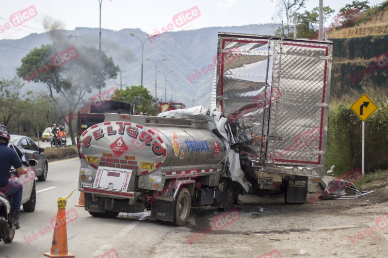 Un ‘pestañeo’ generó choque múltiple en el Anillo