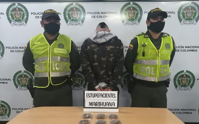 En la riñonera cargaba las dosis de marihuana