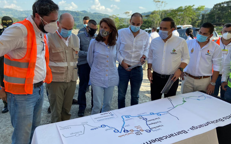 Lista la excavación del túnel de la Paz