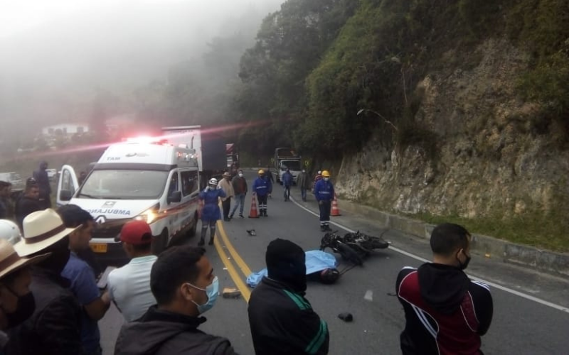 Motociclista fallecido en la vía hacia Pamplona