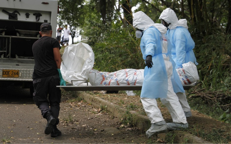 Un menor asesinado y su padre lesionado en Lebrija