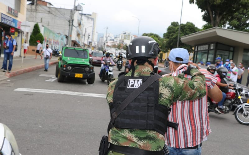 Las autoridades ‘cayeron en combo’ a zonas de Bucaramanga