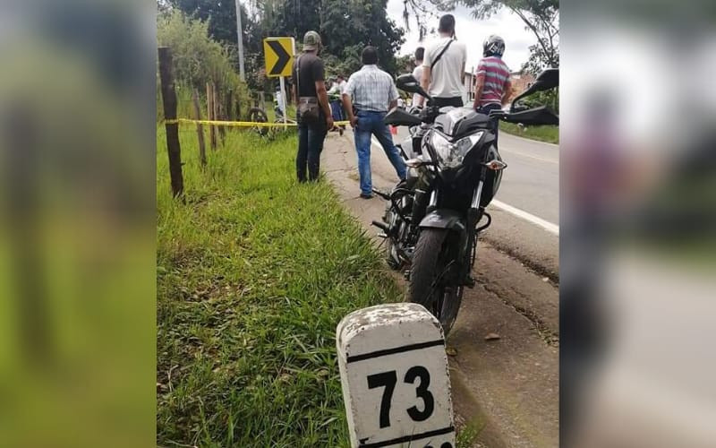 Su vida quedó en la cuneta