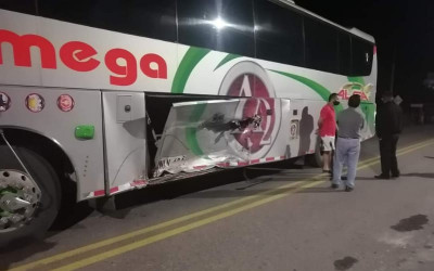 Estrelló un bus en Oiba y se voló