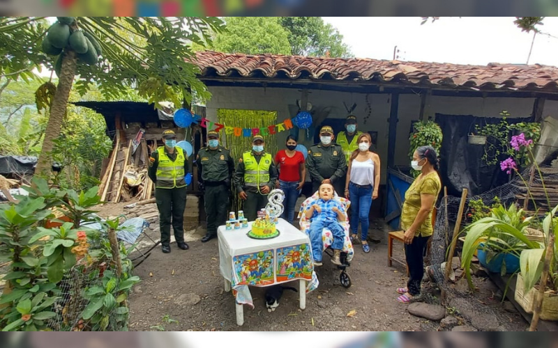 En Simacota le celebraron los 8 añitos a Juanjo