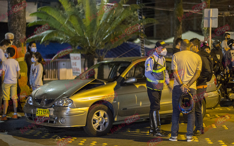 Conductor generó caos en La Pedregosa, ¡tremendo accidente!