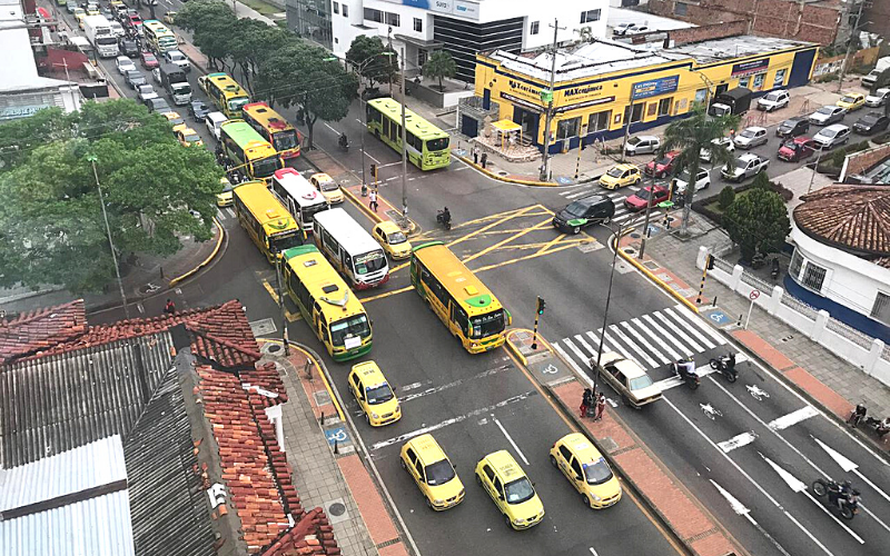 Paro de transportadores desde las 5:00 a.m. en el Área