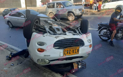 Motociclista lesionado en la Puerta Grande de Girón