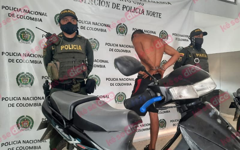 En persecución atraparon a dos ladrones de motos