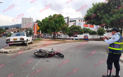 Una ‘locura’ de choque en el puente ‘El Loco’ de Girón