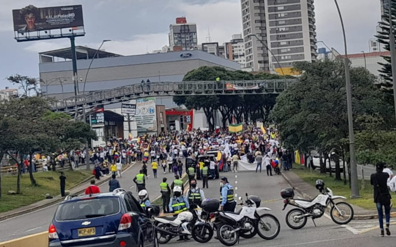 El país salió a marchar contra la Reforma Tributaria