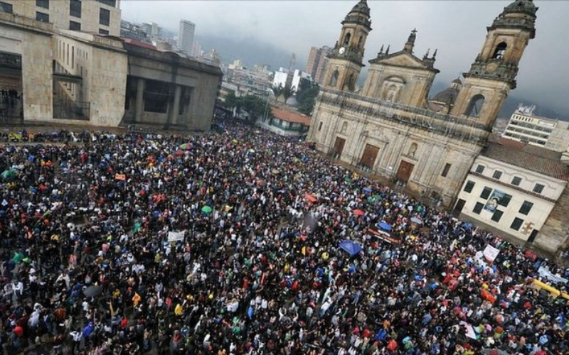 Caótica jornada en el Paro Nacional contra la Reforma