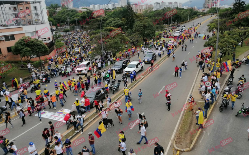 Las pedradas no opacaron el civismo en Bucaramanga