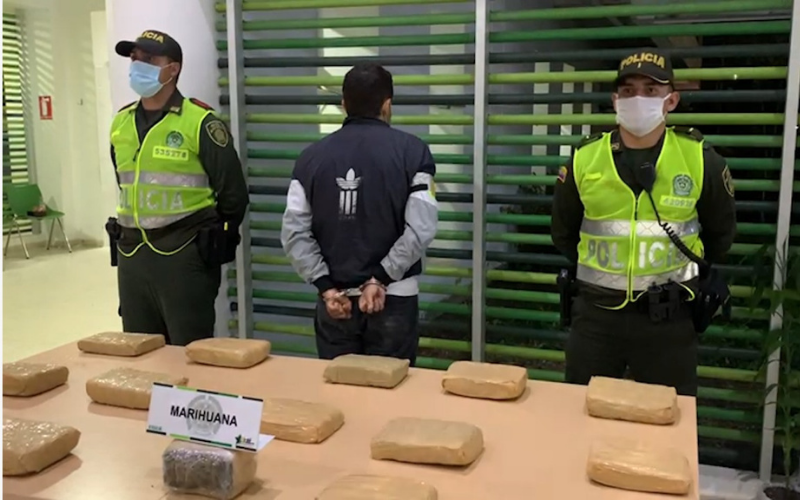 Quería enviar un montón de droga desde Bucaramanga