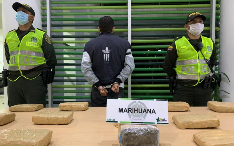 Quería enviar un montón de droga desde Bucaramanga