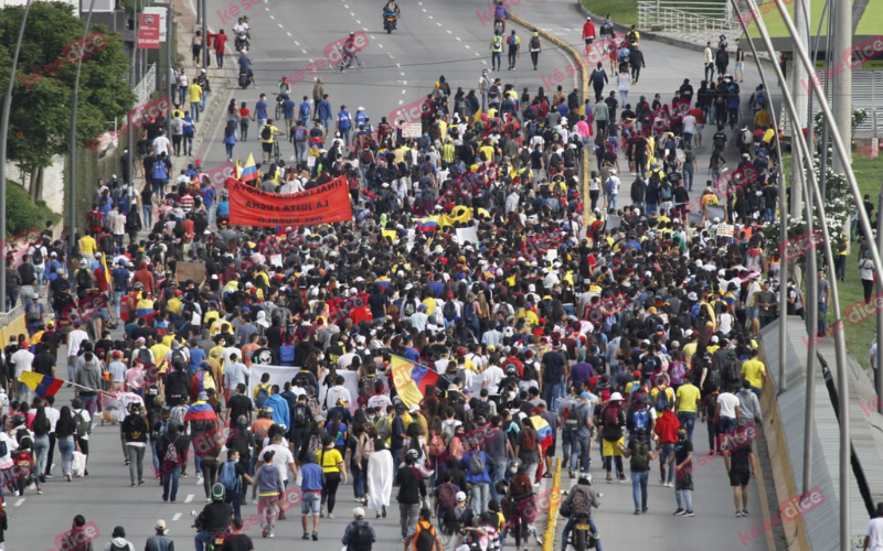 Día largo de Paro Nacional y aún no termina en el Área