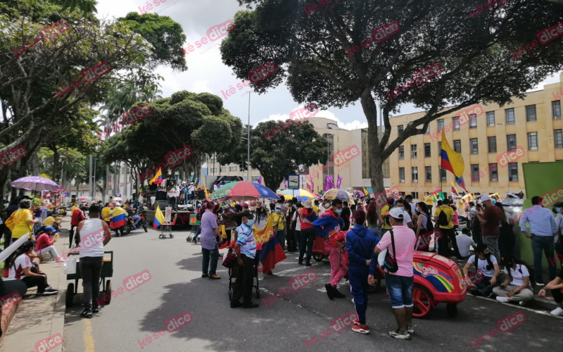 Bucaramanga protesta en completa calma este 5 de mayo