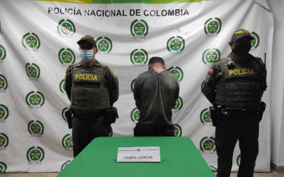 Callaba a su víctima de abuso con dinero