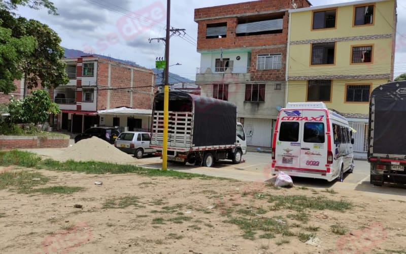 Lo atacó por la espalda en Río Prado