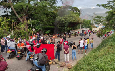 El Paro retomó fuerza con bloqueo vía al mar