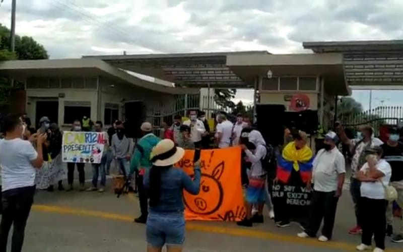 En Barrancabermeja protestan trabajadores de Ecopetrol