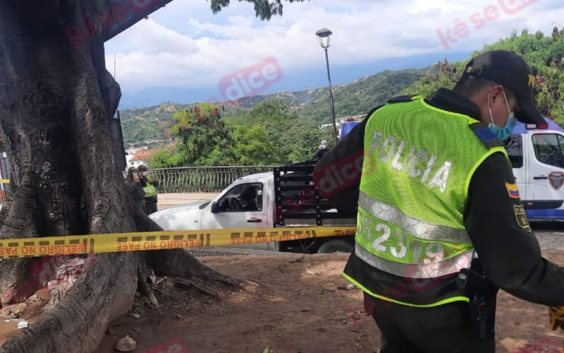 Los sicarios entraron por la Puerta Grande de Girón