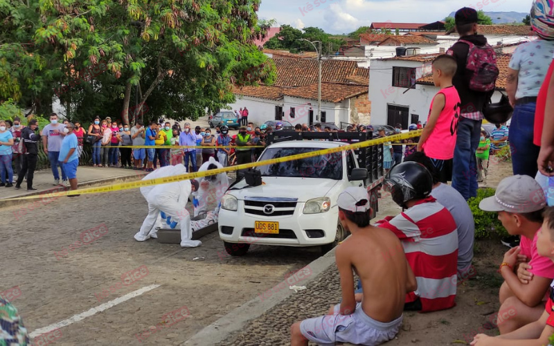 Los sicarios entraron por la Puerta Grande de Girón