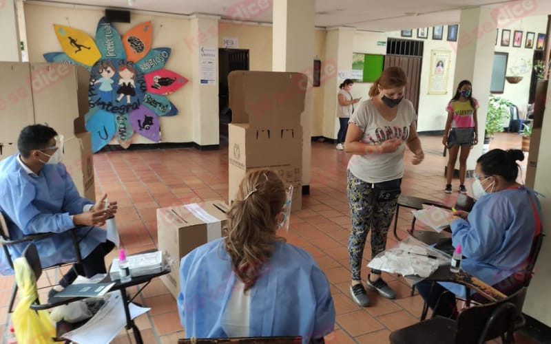 Elecciones atípicas en Girón transcurren en calma