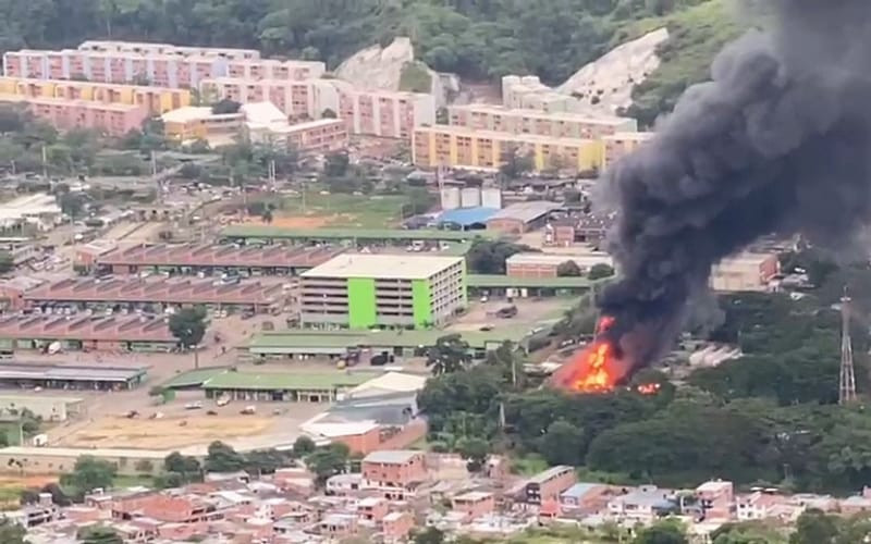 Incendio terminó sin heridos, pero con varios daños