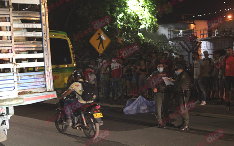 Ciclista muere arrollado por bus en Centroabastos