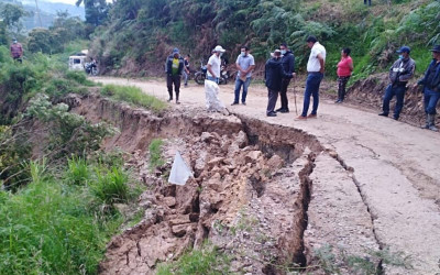 Daño en malla vial de la vereda La Loma por lluvias
