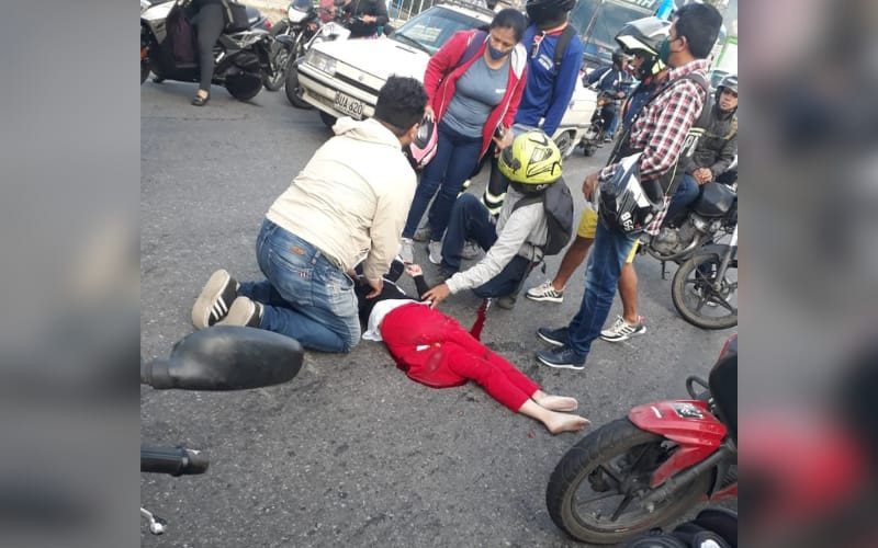 Muere motociclista accidentada en el Anillo Vial