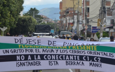 Avanza a esta hora la marcha por los Cerros Orientales