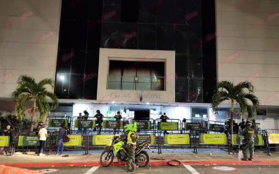 Destrozos en la Alcaldía de Floridablanca por desmanes