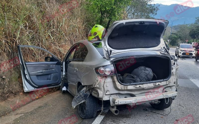 ‘Resbaló’ de un carril al otro en la calle 45