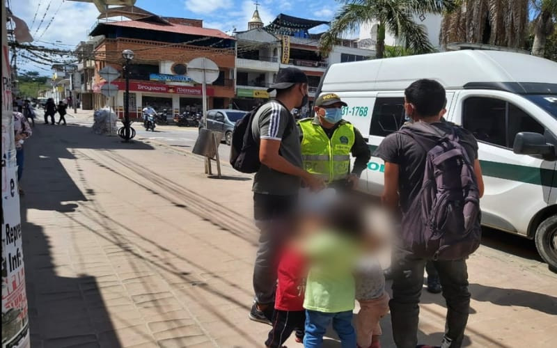 Tres niñas rescatadas de la mendicidad en Lebrija