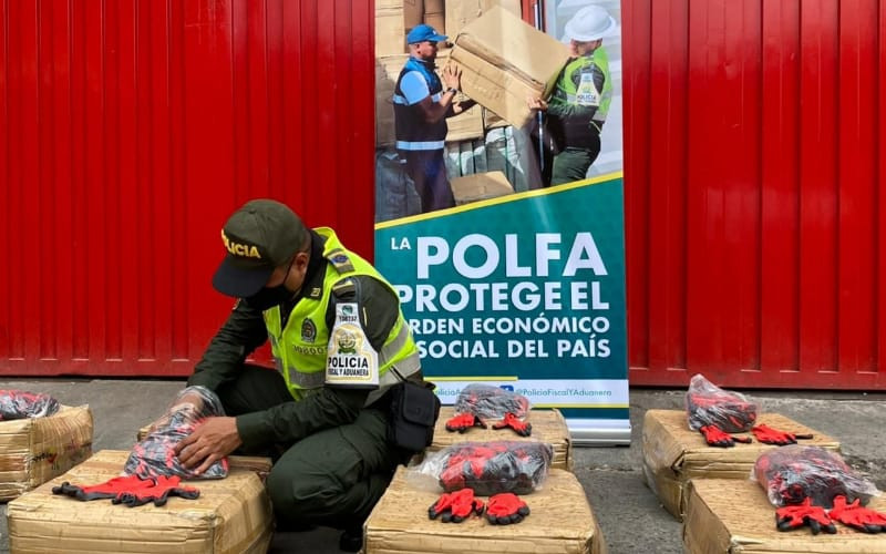 No les costó trabajo encaletar el contrabando