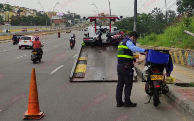 Grave accidente de motos en el Viaducto García Cadena