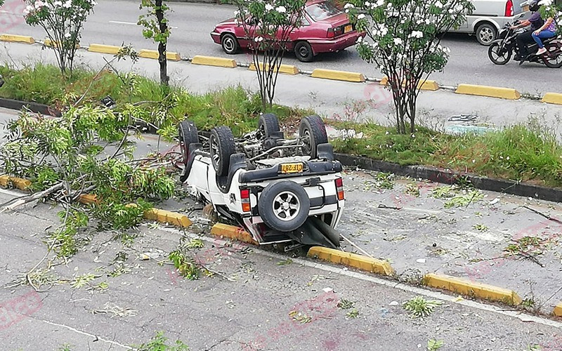 Tres heridos dejó fuerte accidente en la Autopista