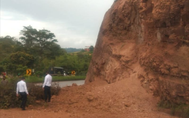 Pasos entre Bucaramanga y Barranca afectados por lluvias