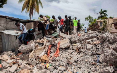 Trágica cifra: más de mil 400 fallecidos en Haití