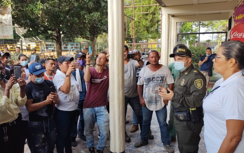 Se libró de la turba enardecida, pero no de la cárcel