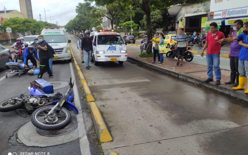 ¡Va de nuevo! Accidente en la 15 entre moto y peatón