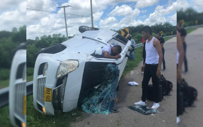 El 'Joven Juglar' se accidentó en la vía Valledupar – Bosconia